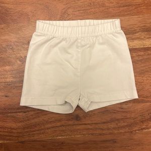 White Hanna Andersson shorts